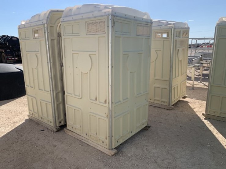 Porta Potties (portable Restroom) Location Odessa, TX Lot 337