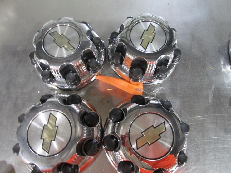 10254 • Set of Four Chevy 8Lug Center Caps Lot 10254, Gunderson