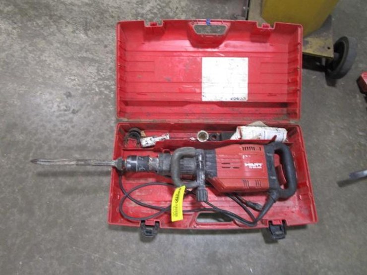 Hilti TE 905AVR Electric Jack Hammer Lot 9513, Metal Working Fab Shop Equipment Gillett WI