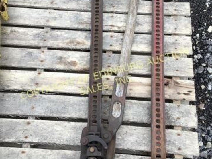 BARN JACK Lot 3816, Online Consignment Auction, 11/19/2021, Edinburg