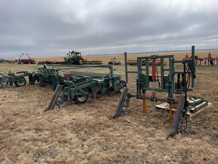 PICKETT 8030 Lot GS7913, Farm Equipment, Construction Equipment