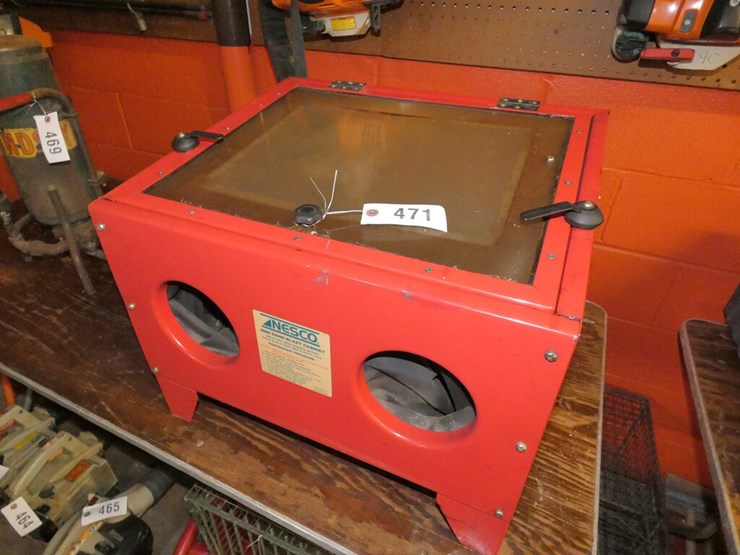 Nesco Mini Sandblast Lot 471, Rental Equipment Store