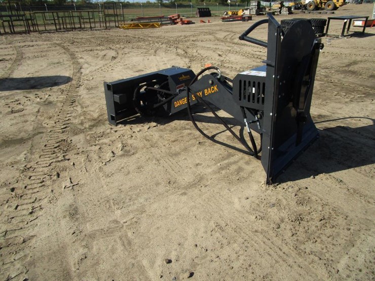 1567 • 42" Articulating Brush Hog Skid Steer Attachment *Unused