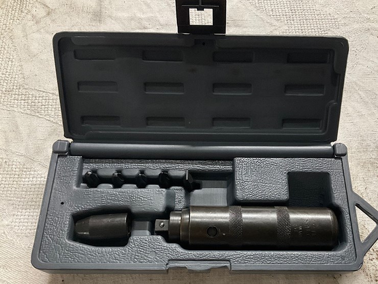 LISLE 3/8” IMPACT TOOL SET Lot 27, SNAP ON TOOL AUCTION, 12/18/2021