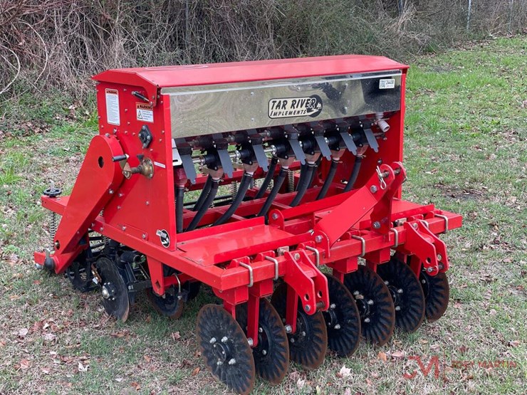 TAR RIVER SAYA505 GRAIN DRILL Lot 1851, LOWCOUNTRY PUBLIC AUCTION