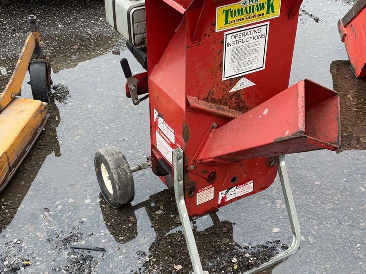 GREEN WAY MANUFACTURING SUPER TOMAHAWK CHIPPER/SHREDDER Lot