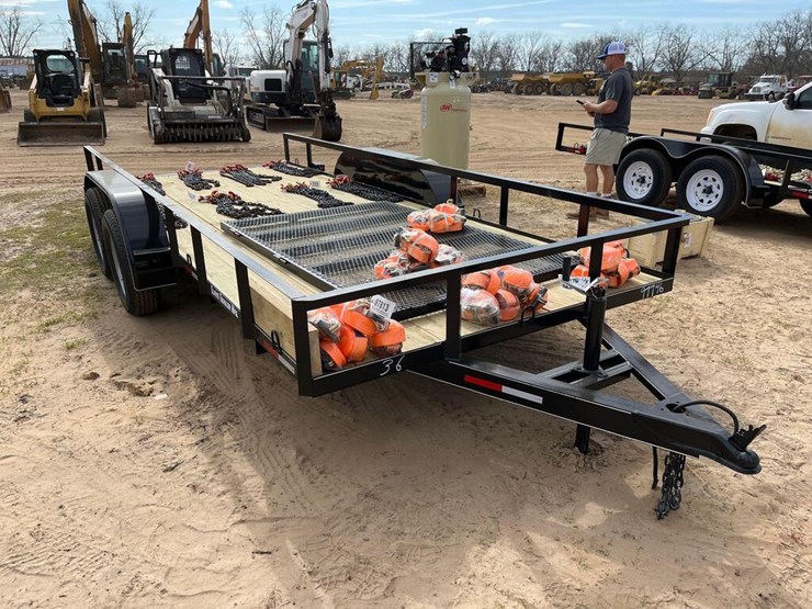 absolute-2022-clays-76-x-16-dbl-axle-trailer-lot-36-farm