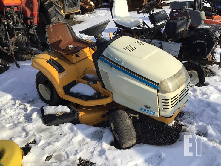 CUB CADET 2130 Lot 5, Green & Sons 15th Annual Inventory Reduction