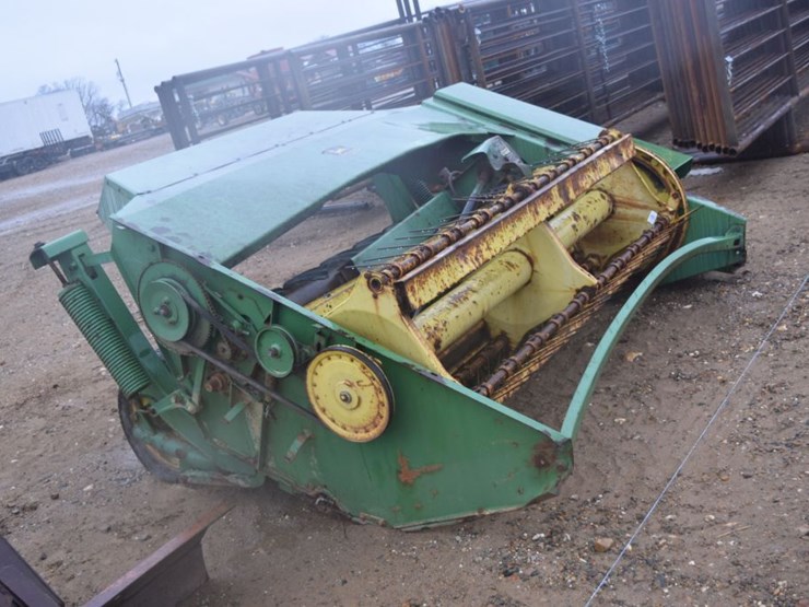 JOHN DEERE 1207 Lot 6904, Huge 2Day Public Auction Farm and Ranch