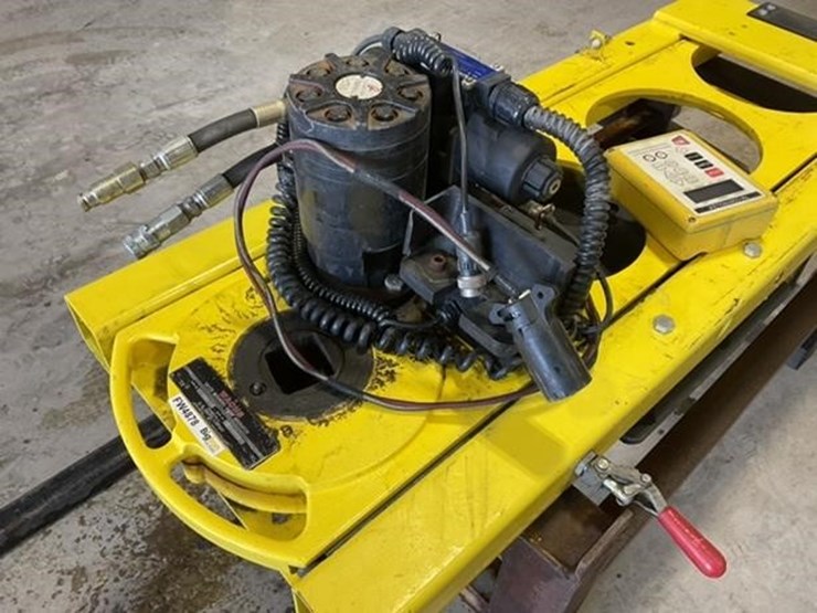 Wachs 700005 Truck Mounted Hydraulic Valve Turner Lot FW4878, Farm