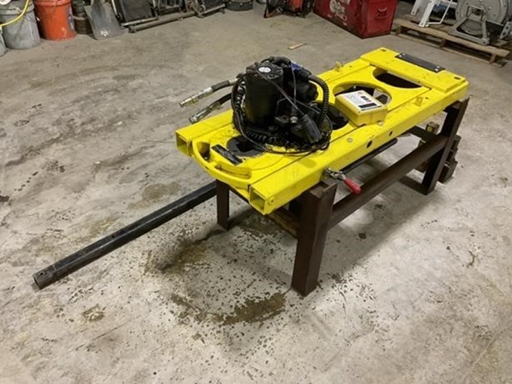 Wachs 700005 Truck Mounted Hydraulic Valve Turner Lot FW4878, Farm