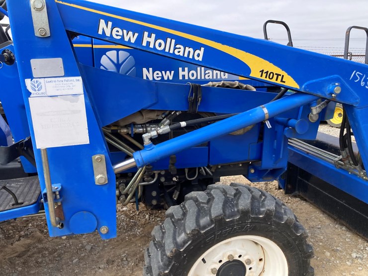 1972 NEW HOLLAND T1510 Lot 15634, Tractor & Equipment Auction, 3/2
