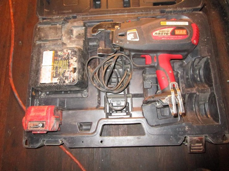 7052 • Max Cordless Rebar Tier Lot 7052, River Valley Custom Concrete Flat Work Tools, Skid