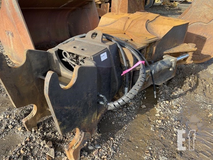 LOT PSM CLAMSHELL BUCKET Lot Forestry Logging Equipment Live lot-psm-clamshell-bucket-lot-forestry-logging-equipment-live