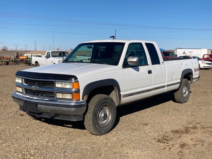 1994 CHEVROLET K2500 Lot 132, March Dodson Virtual Equipment Auction