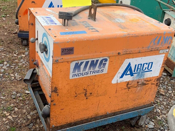 AIRCO 250 BUMBLEBEE AC/DC WELDER Lot , Spring Equipment Auction, 3