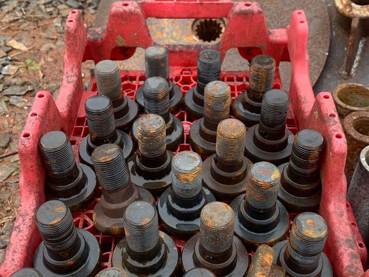 (24) BUSH HOG BLADE BOLTS Lot , Spring Equipment Auction, 3/12/2022