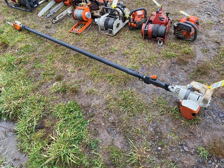 Stihl HT 131 Pole Saw Lot 836, Live/Public Spring Truck and