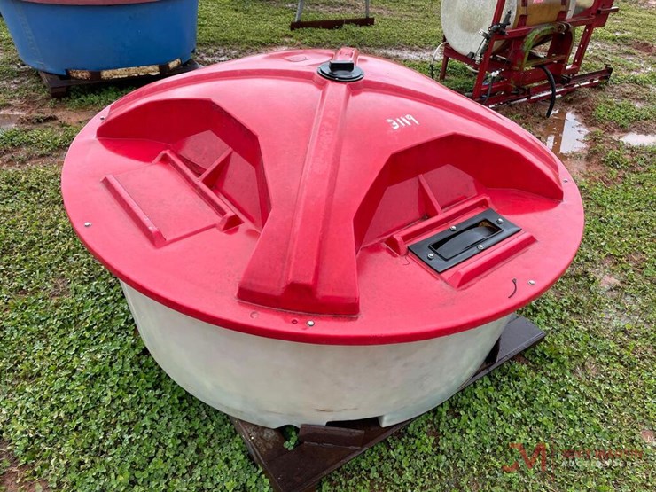 (2) CATTLE LICK TANK W/SKIDS W/ 2 NEW WHEELS Lot 3119, IRON ROCK