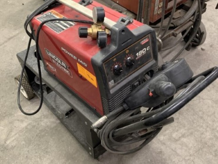 Lincoln power mig 189c mig welder With spool gun Location Farmington