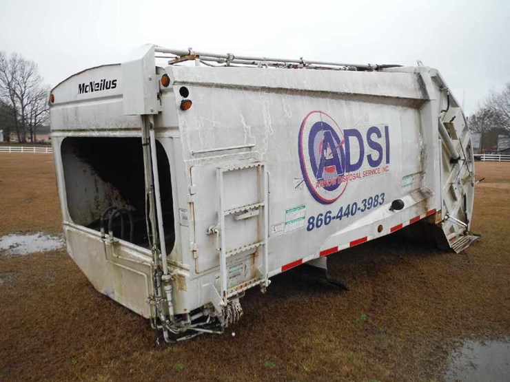 McNeilus 2014 Garbage Truck Bed, s/n 21T0X201430502 20 cu yd Lot 1036, 1Day Contractors' Eq
