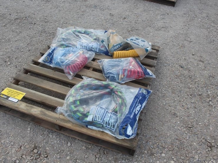 Trailer Air Lines Lot HE1106, MJ's Truck Repair Equipment Auction