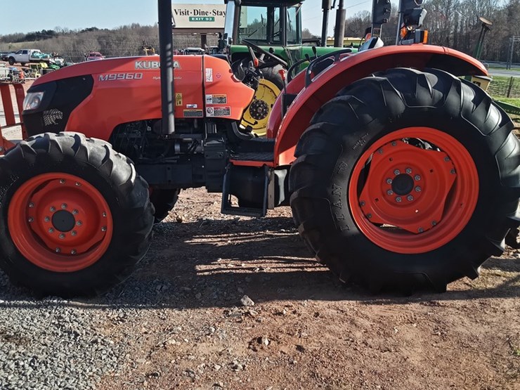 KUBOTA M9960 Lot 621, SPRING CONSIGNMENT EQUIPMENT AUCTION, 3/26