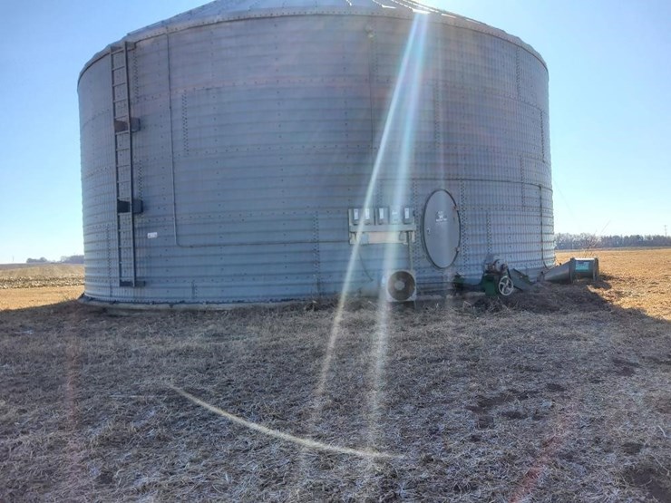 Behlen Grain Bin Lot GG0989, Equipment Auction Farm Equipment