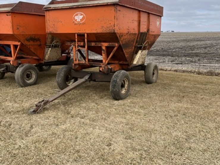 Farm & Fleet by Bradford Wagon Lot 13, Bill Allin Farm Closeout