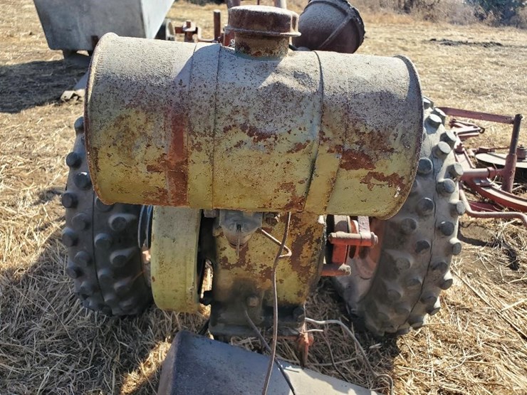 Montgomery Ward PlowTrac WS6 Tractor W/Attachments Lot GW1791