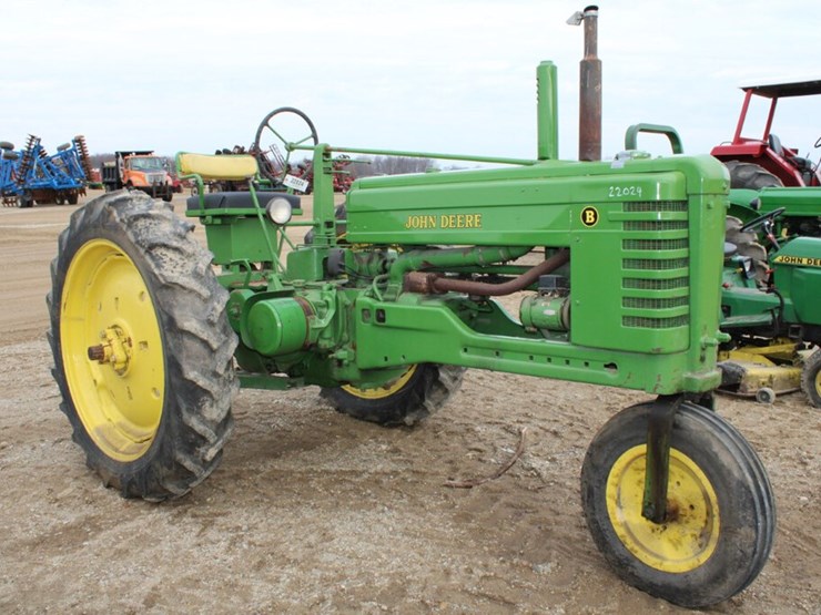 2024 JOHN DEERE B Lot 22024, Annual 3Day Spring Collector Auction