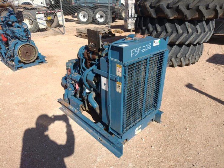 CUMMINS MOTOR - Lot #826, DAY 2 APRIL PUBLIC EQUIPMENT AUCTION, 4/6