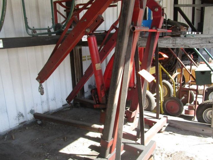 1575 • Excalibur Engine Hoist Lot 1575, Dairyland Power Cooperative