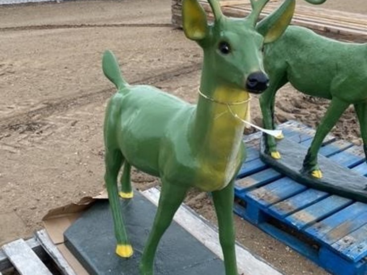 CEMENT BUCK DEER LAWN ORNAMENT Lot 1501, McPhee Farms Blaine & Nancy McPhee, 4/20/2022