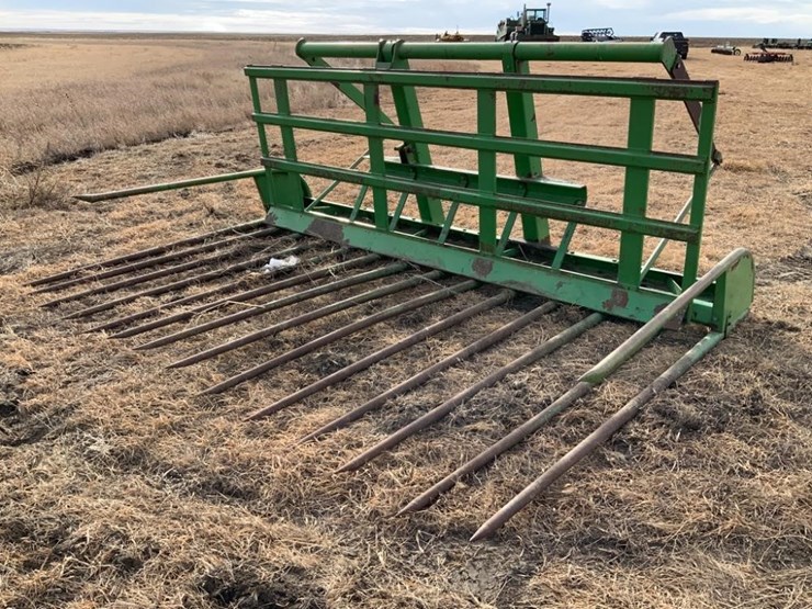John Deere Loader Hay Fork Lot GE4520, Jerry Hawkins Estate Farm