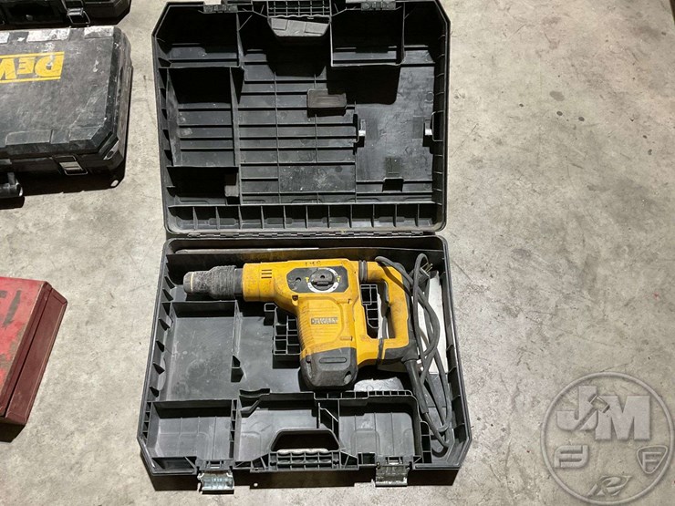 DEWALT D25481 HAMMER DRILL Lot 3056, WM F MCDONOUGH PLUMBING AND