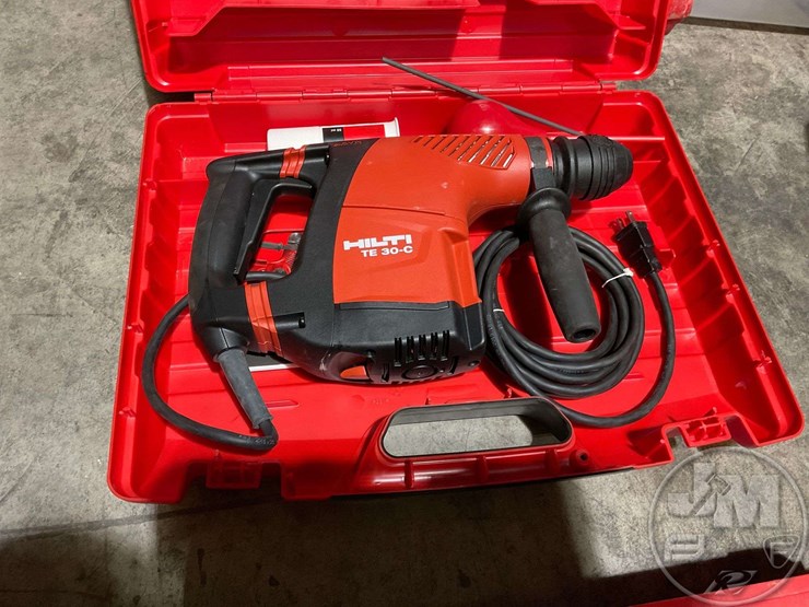 HILTI TE30C HAMMER DRILL Lot 3022, WM F MCDONOUGH PLUMBING AND FIRE