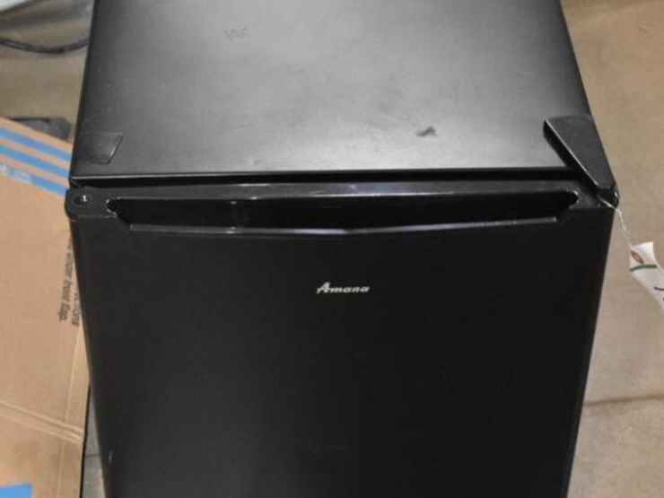 Amana MiniFridge Lot 162, Paul Davis Restoration Business