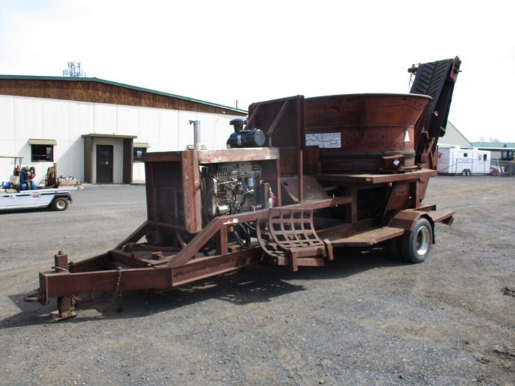 Olathe 837 Tub Grinder Lot 224, Public Equipment Auction Live