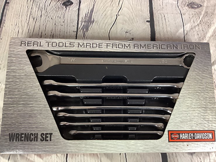 HARLEY DAVIDSON WRENCH SET Lot 165A, Harley Davidson May Madness , 5
