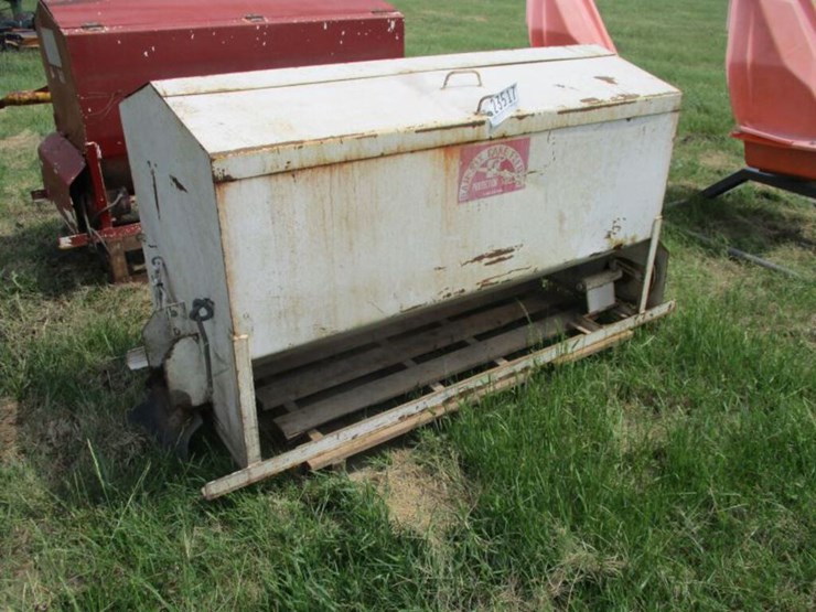 Bar 6 Cake Feeder Lot 19, Fallon Farms Equipment Reduction, 5/14