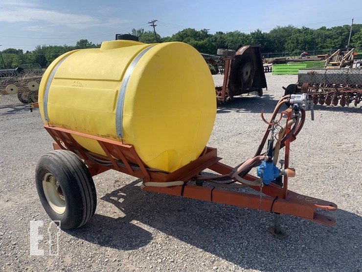 SNYDER SPRAYER Lot , Bonham Farm & Ranch Consignment, 5/14/2022