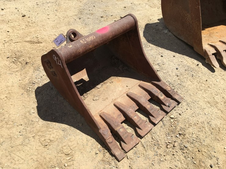 WR XLS 24" Wain Roy Style Excavator Bucket. Lot 82524, Vantage