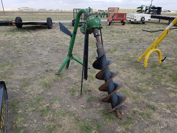 John Deere Post Hole Digger, 3pt. Lot 213, No Reserve Online