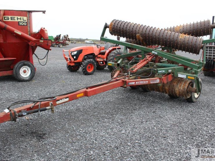 Brillion 26' Xfold packer Lot 3169, May 2022 Large Machinery