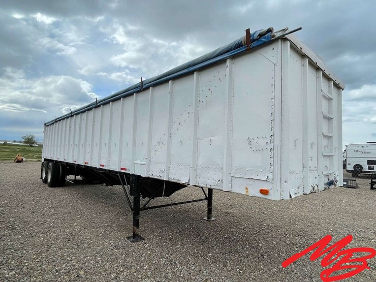 1978 Alloy 40' Hopper Bottom Grain Trailer, 3 hoppers, rollover tarp