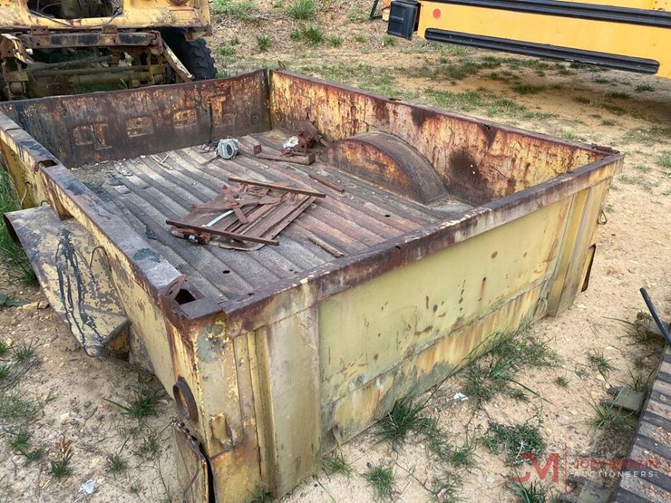 JEEP TRUCK BED Lot 28120, *RING TWO* WEST GA HEAVY EQUIPMENT PUBLIC AUCTION, 5/27/2022, Joey