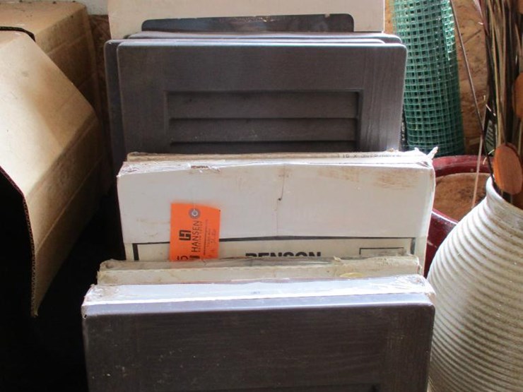  8835 Various Size Vinyl Or Plastic Window Shutters Lot 8835 