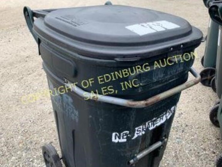 (10) ULTRA CART 95 GAL POLY TRASH TOTERS Lot 153, PORTAGE COUNTY