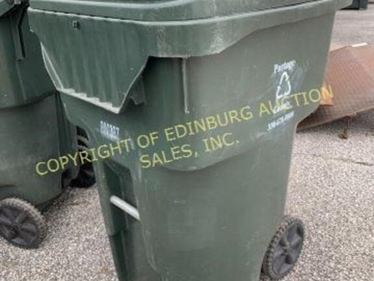 (10) HUSKY 95 GAL POLY TRASH TOTERS Lot 159, PORTAGE COUNTY
